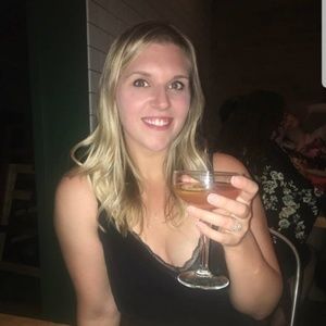 Meet your Posher, Alicia